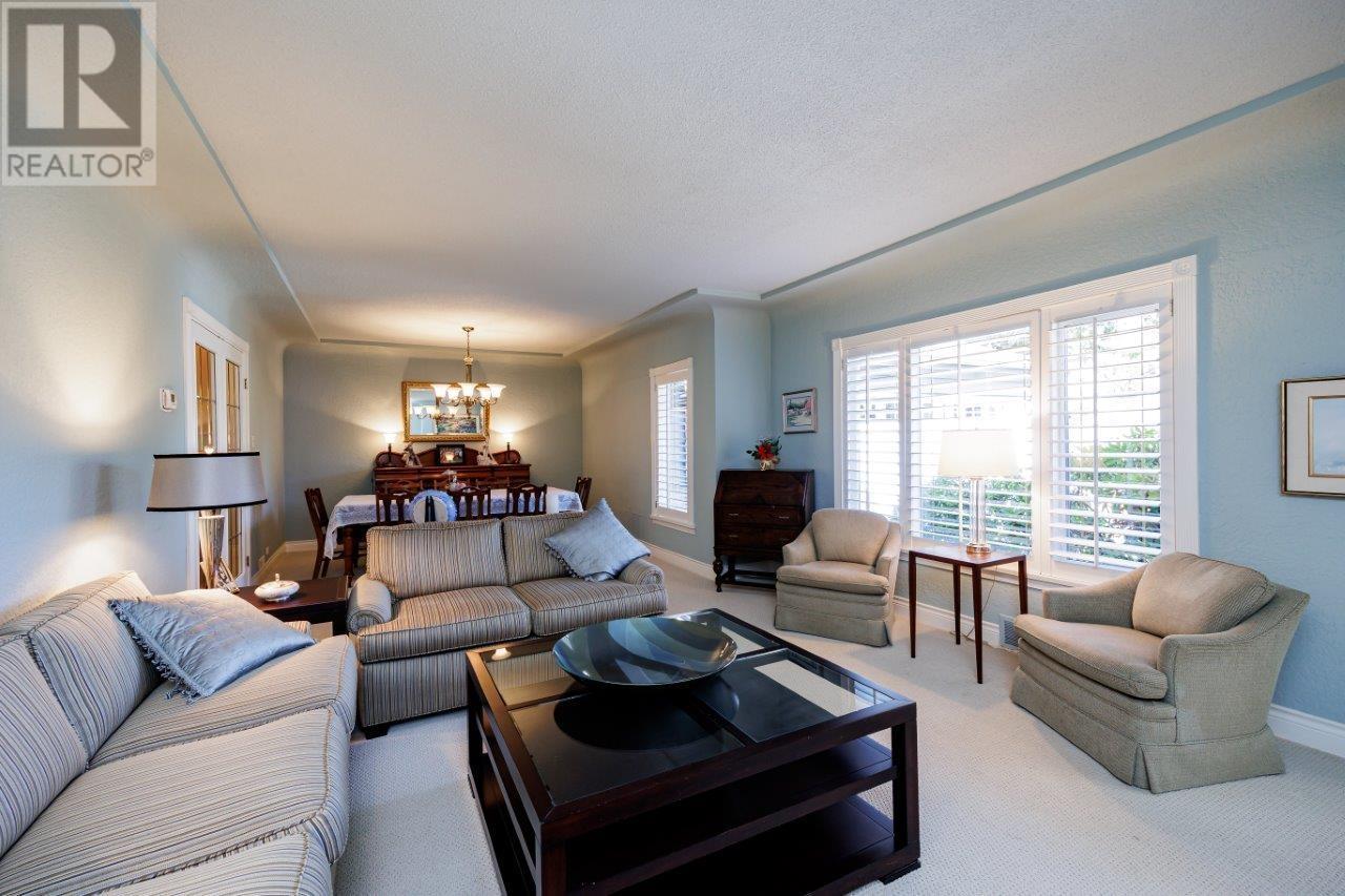 3293 Wayne Drive, North Vancouver, British Columbia  V7N 4B9 - Photo 6 - R2824658