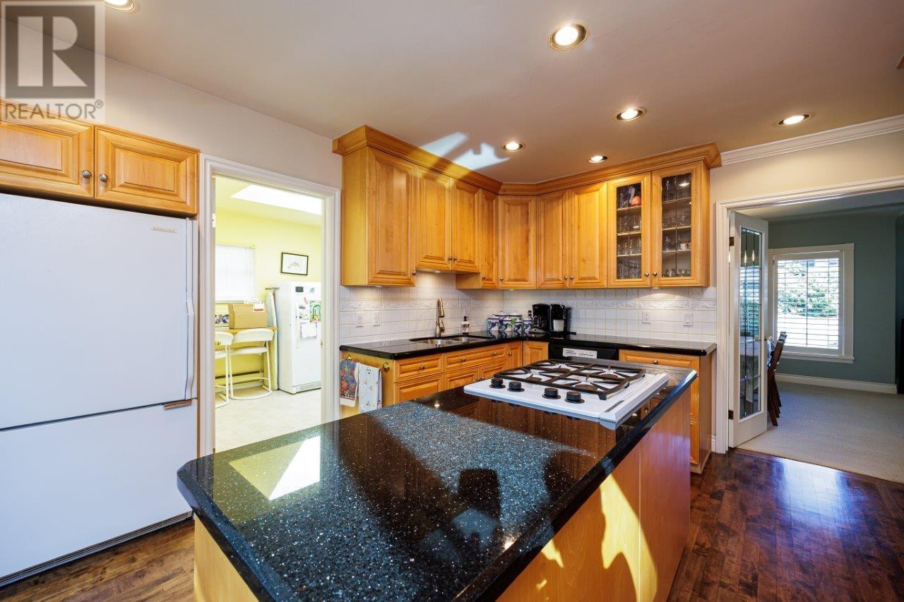 3293 Wayne Drive, North Vancouver, British Columbia  V7N 4B9 - Photo 8 - R2824658