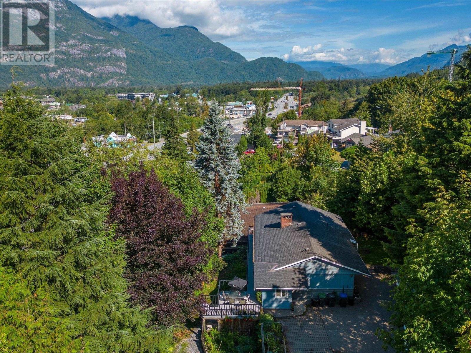 38063 Clarke Drive, Squamish, British Columbia  V0N 3G0 - Photo 33 - R2824669