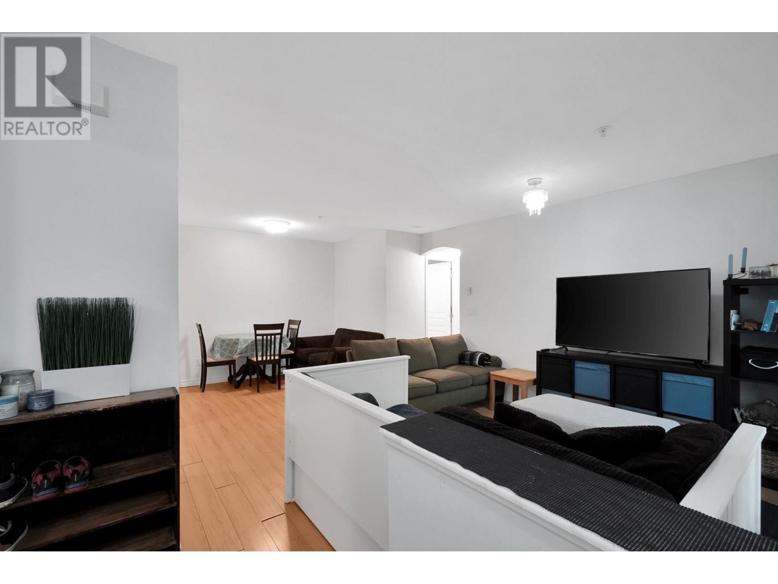 53 7128 Stride Avenue, Burnaby, British Columbia  V3N 1T5 - Photo 6 - R2824680