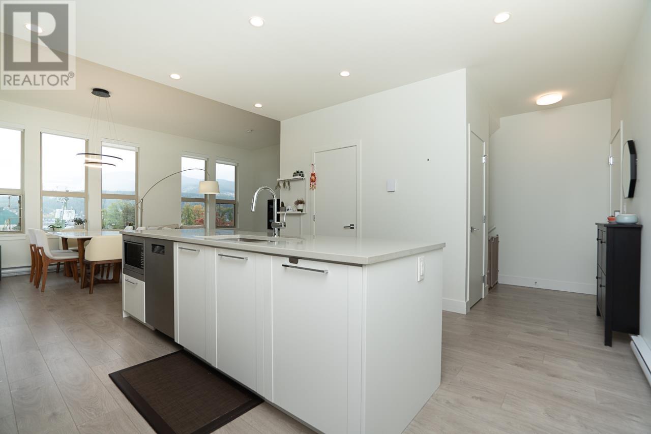 2319 St Johns Street, Port Moody, British Columbia  V3H 2A8 - Photo 11 - R2824137