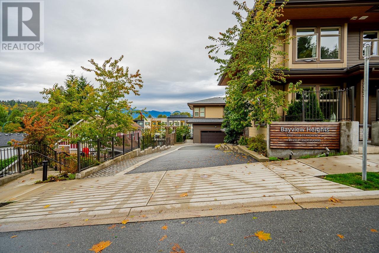 2319 St Johns Street, Port Moody, British Columbia  V3H 2A8 - Photo 4 - R2824137