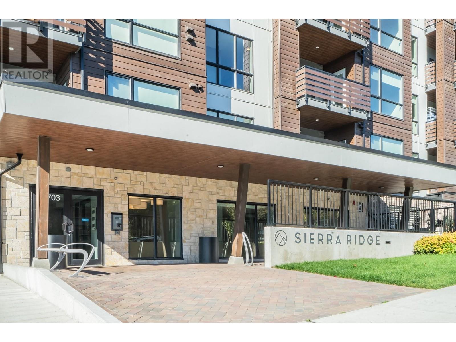 #304 11703 Fraser Street, Maple Ridge, British Columbia  V2X 2L8 - Photo 1 - R2824596