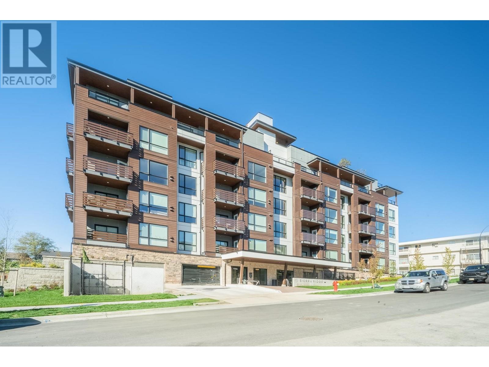 #304 11703 Fraser Street, Maple Ridge, British Columbia  V2X 2L8 - Photo 2 - R2824596