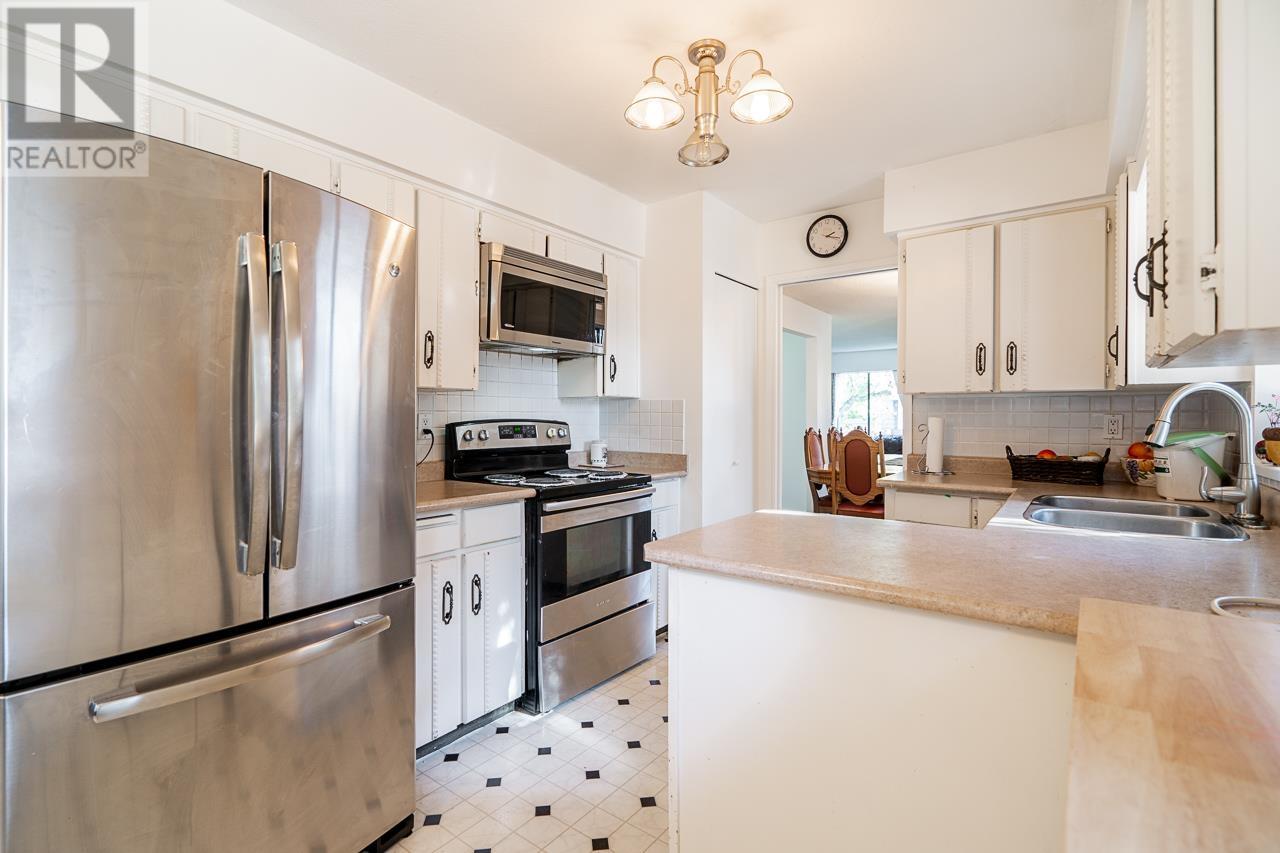 5285 Spencer Street, Vancouver, British Columbia  V5R 4A4 - Photo 7 - R2823975