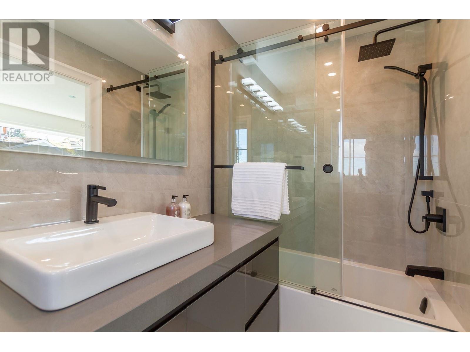 3467 Seaforth Drive, Vancouver, British Columbia  V5M 4C6 - Photo 27 - R2824500