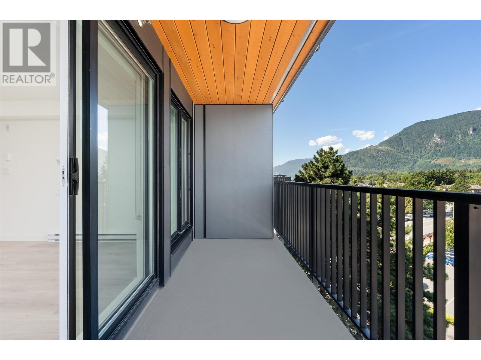 503 1365 Pemberton Avenue, Squamish, British Columbia  V8B 1B7 - Photo 14 - R2824043