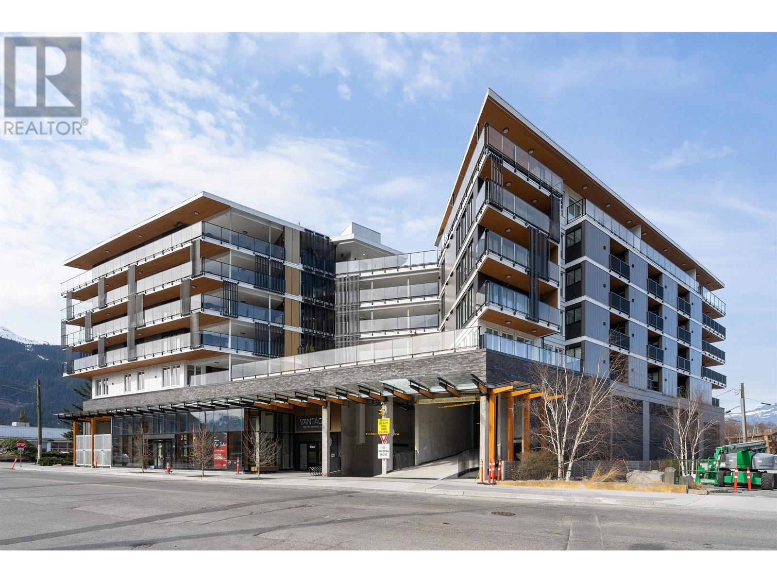 503 1365 PEMBERTON AVENUE, squamish, British Columbia