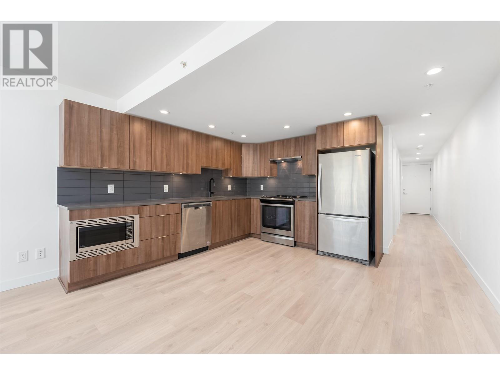 503 1365 Pemberton Avenue, Squamish, British Columbia  V8B 1B7 - Photo 9 - R2824043