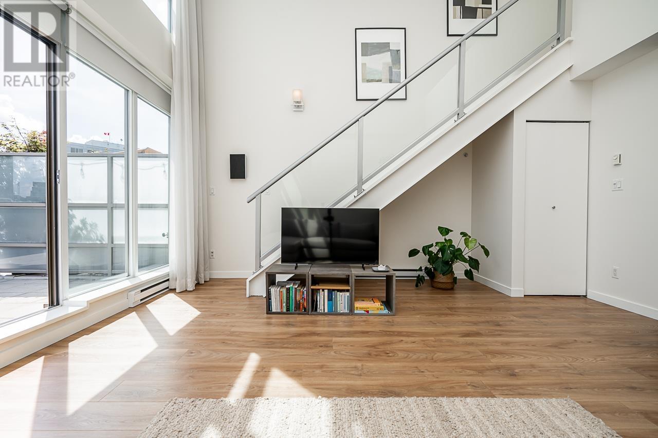 310 429 W 2nd Avenue, Vancouver, British Columbia  V5Y 1E3 - Photo 3 - R2819677