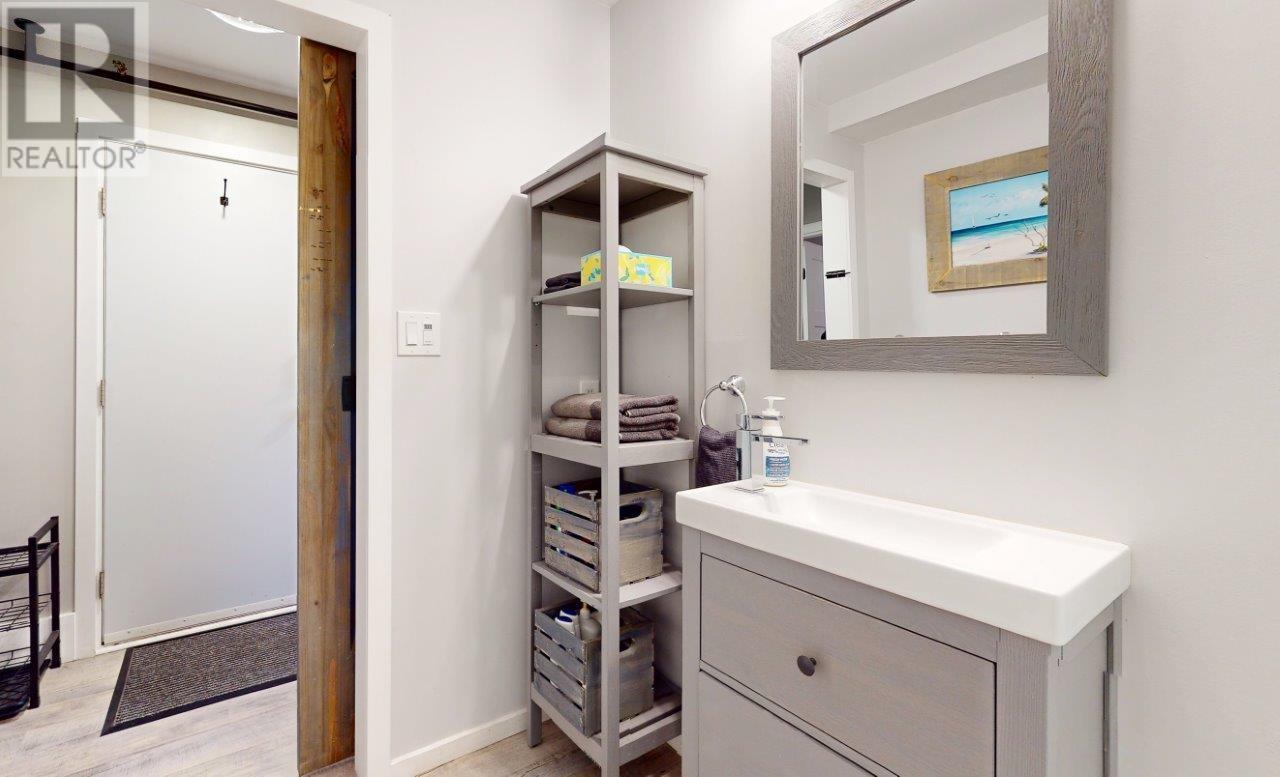 2 2130 Sarajevo Drive, Whistler, British Columbia  V8E 0B5 - Photo 9 - R2824686