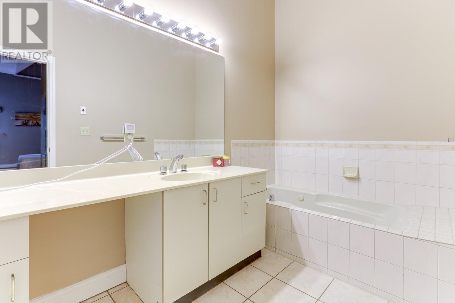 303 7500 Abercrombie Drive, Richmond, British Columbia  V6Y 3J9 - Photo 27 - R2812575