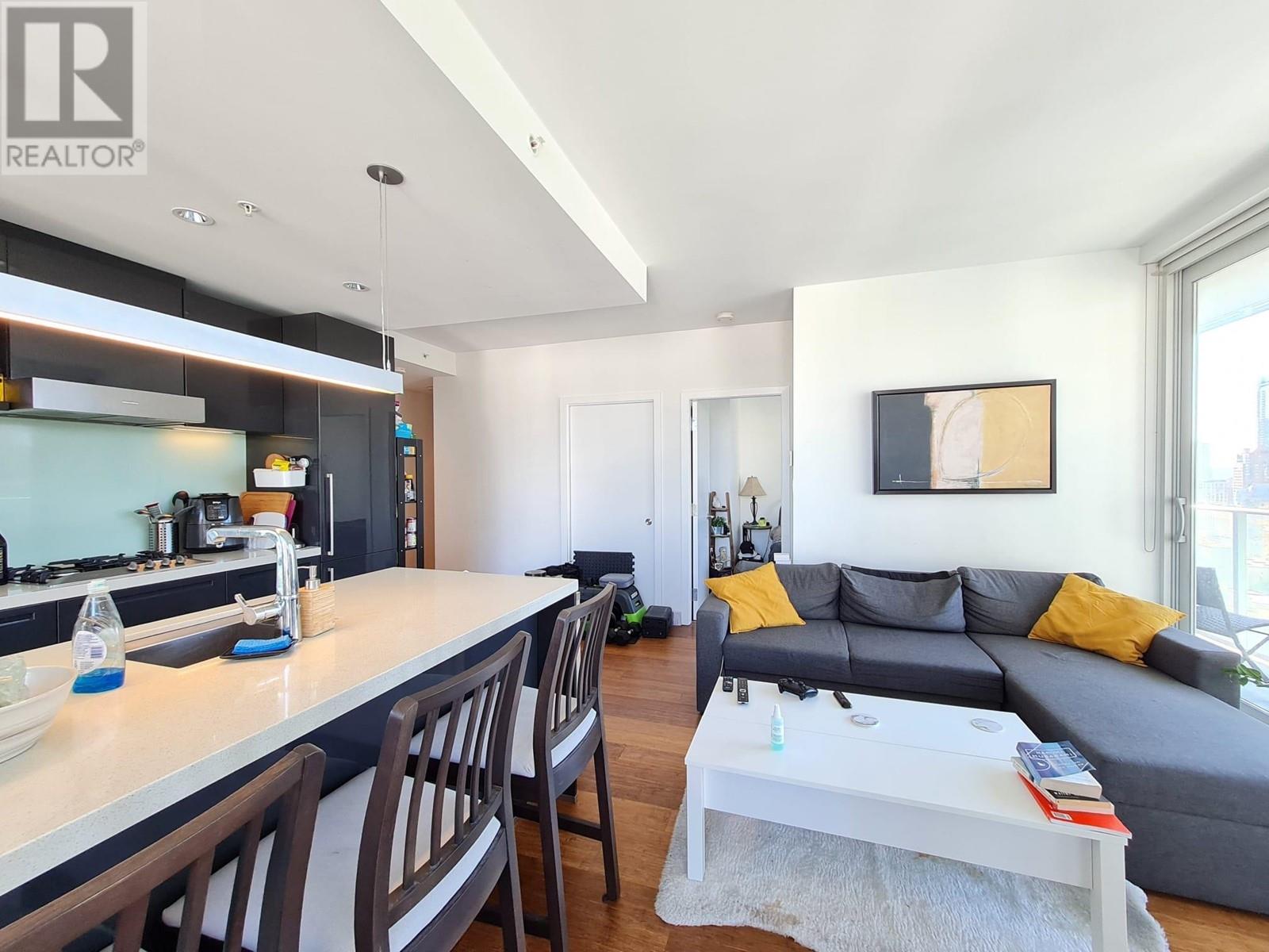 2206 777 Richards Street, Vancouver, British Columbia  V6B 0M6 - Photo 3 - R2824217