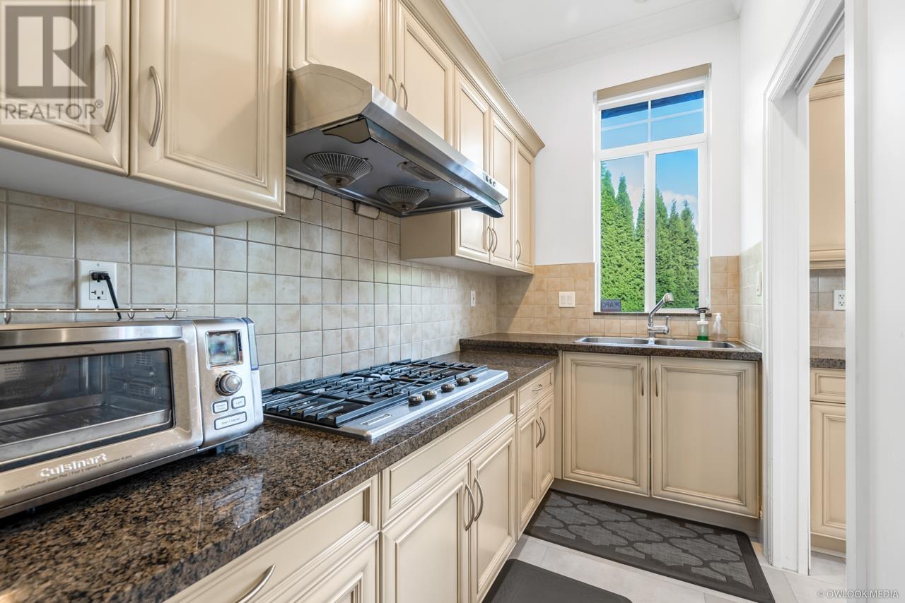 7651 Afton Drive, Richmond, British Columbia  V7A 1A2 - Photo 15 - R2818214