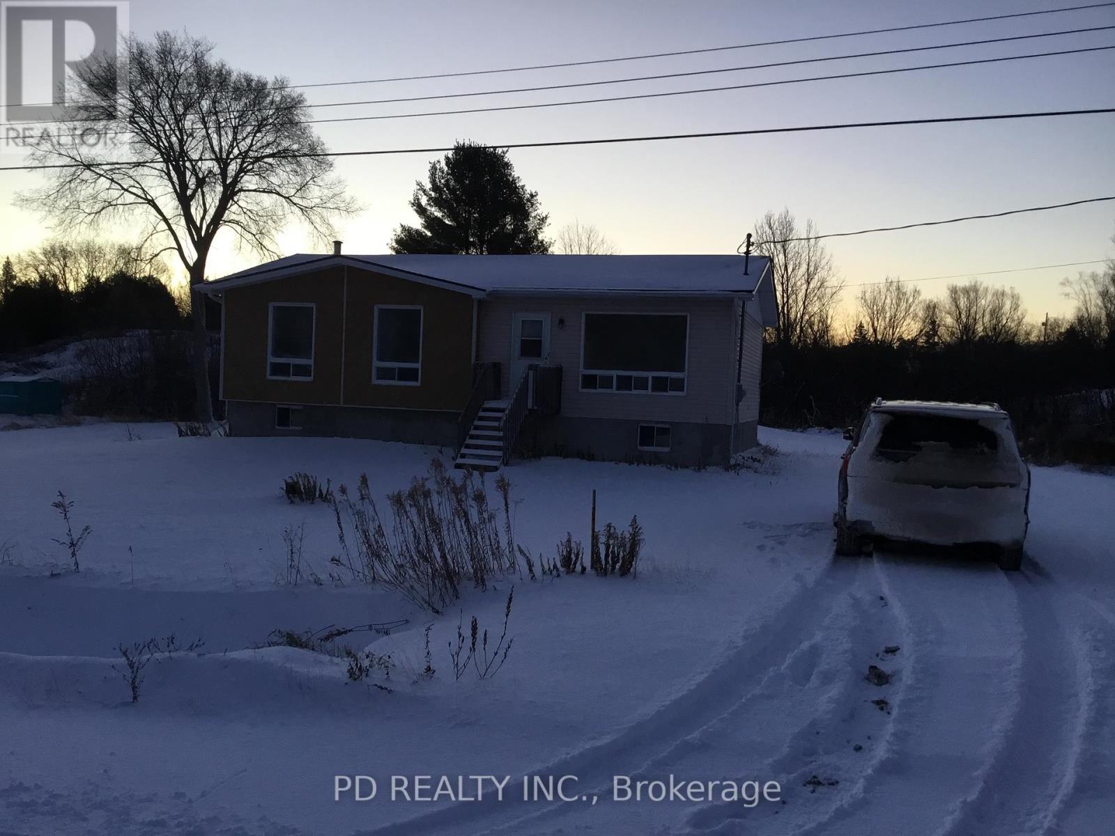 24 Tramway Ave, Parry Sound Remote Area, Ontario  P0G 1B0 - Photo 1 - X7218738