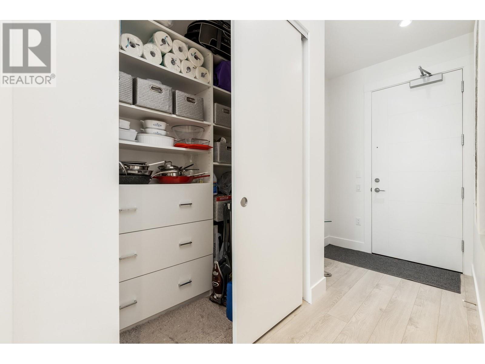 203 2393 Ranger Lane, Port Coquitlam, British Columbia  V3B 0P5 - Photo 11 - R2823139