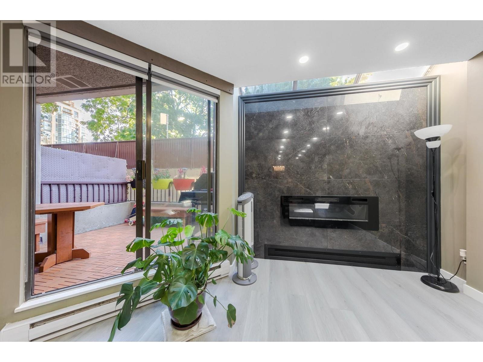 202 1040 PACIFIC STREET, vancouver, British Columbia