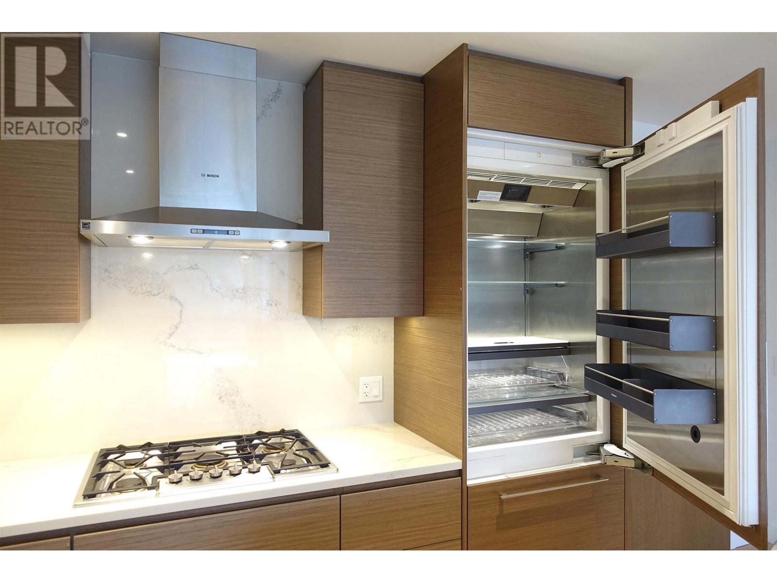 406 5693 Elizabeth Street, Vancouver, British Columbia  V5Y 3K1 - Photo 3 - R2824585