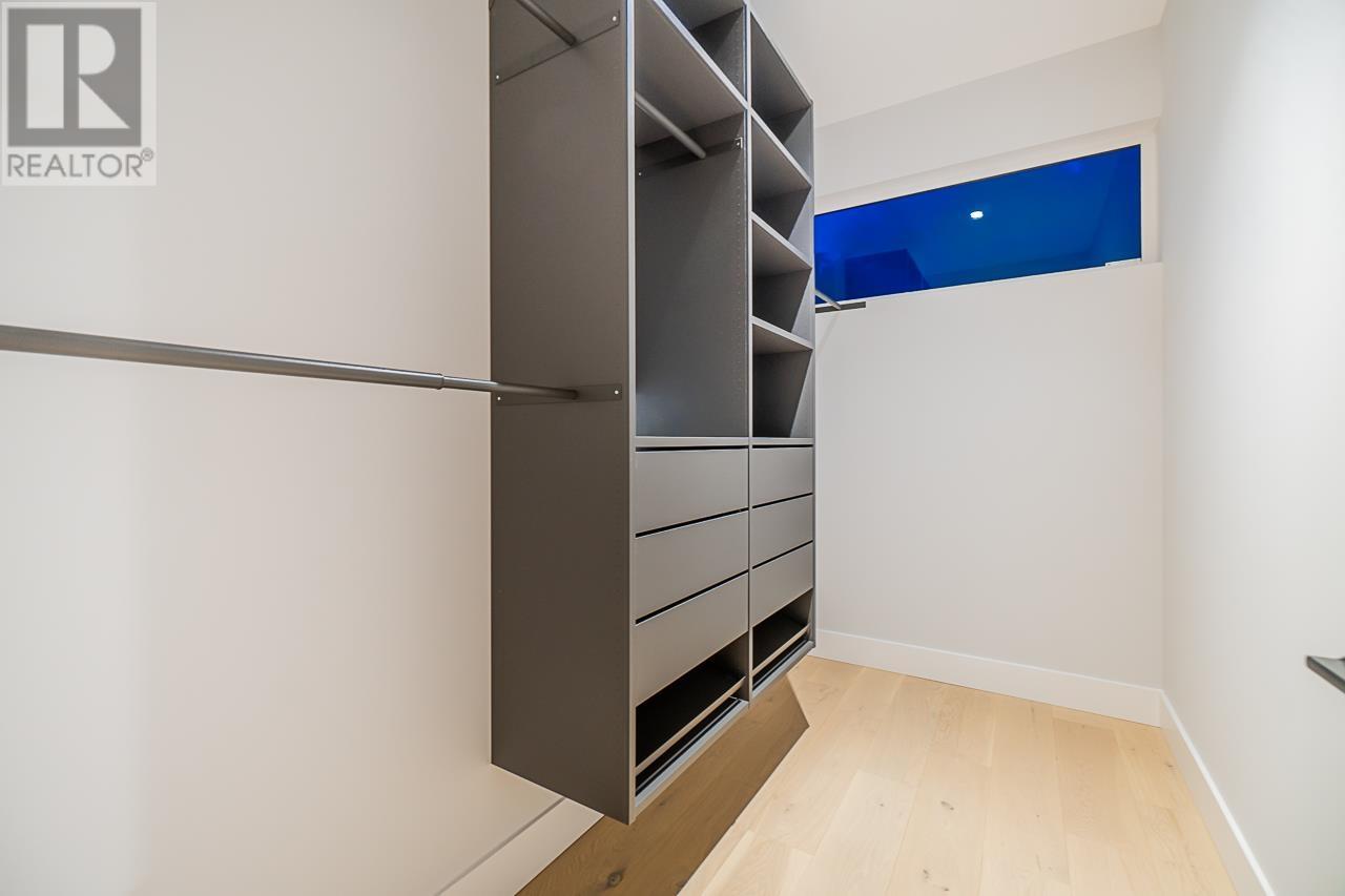 765 Macintosh Street, Coquitlam, British Columbia  V3J 4Z1 - Photo 25 - R2824298