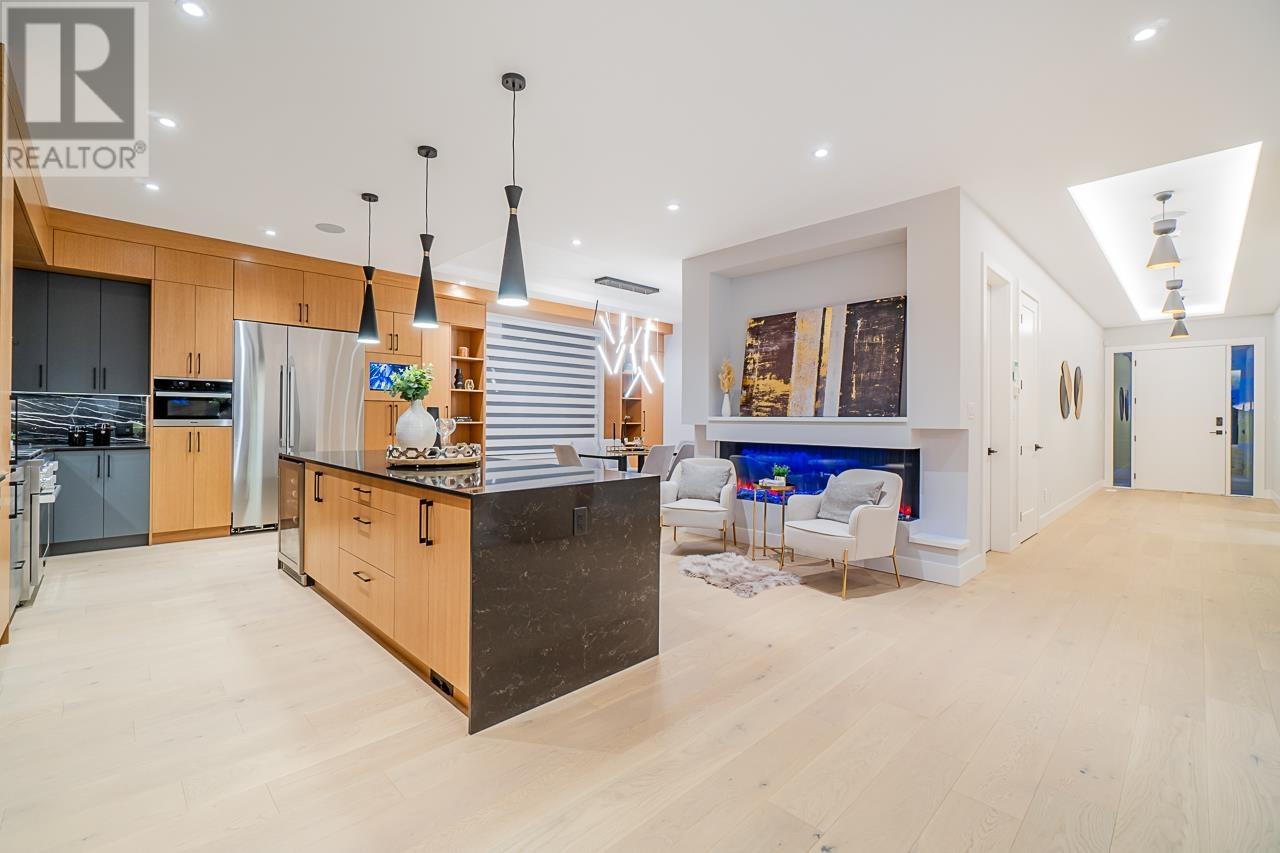 765 Macintosh Street, Coquitlam, British Columbia  V3J 4Z1 - Photo 7 - R2824298