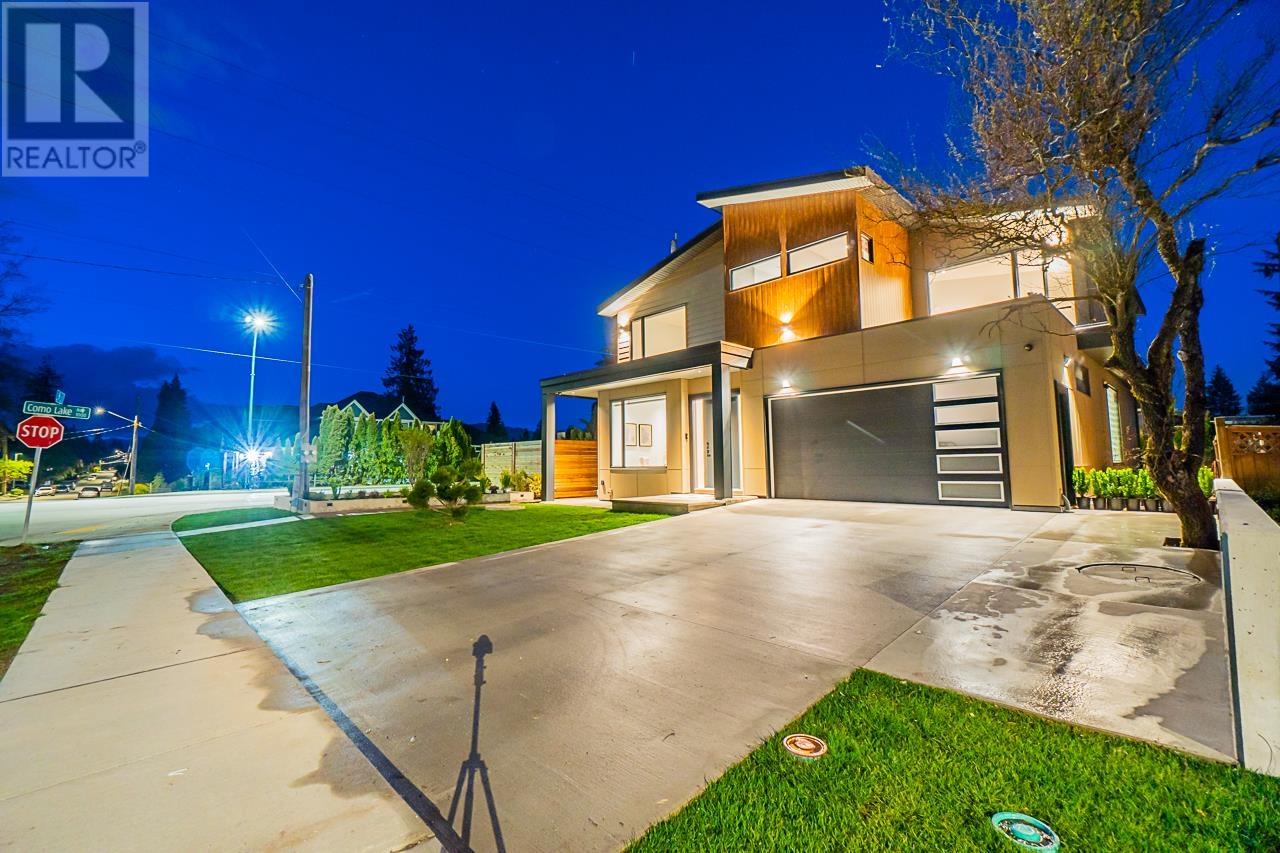 765 Macintosh Street, Coquitlam, British Columbia  V3J 4Z1 - Photo 2 - R2824298