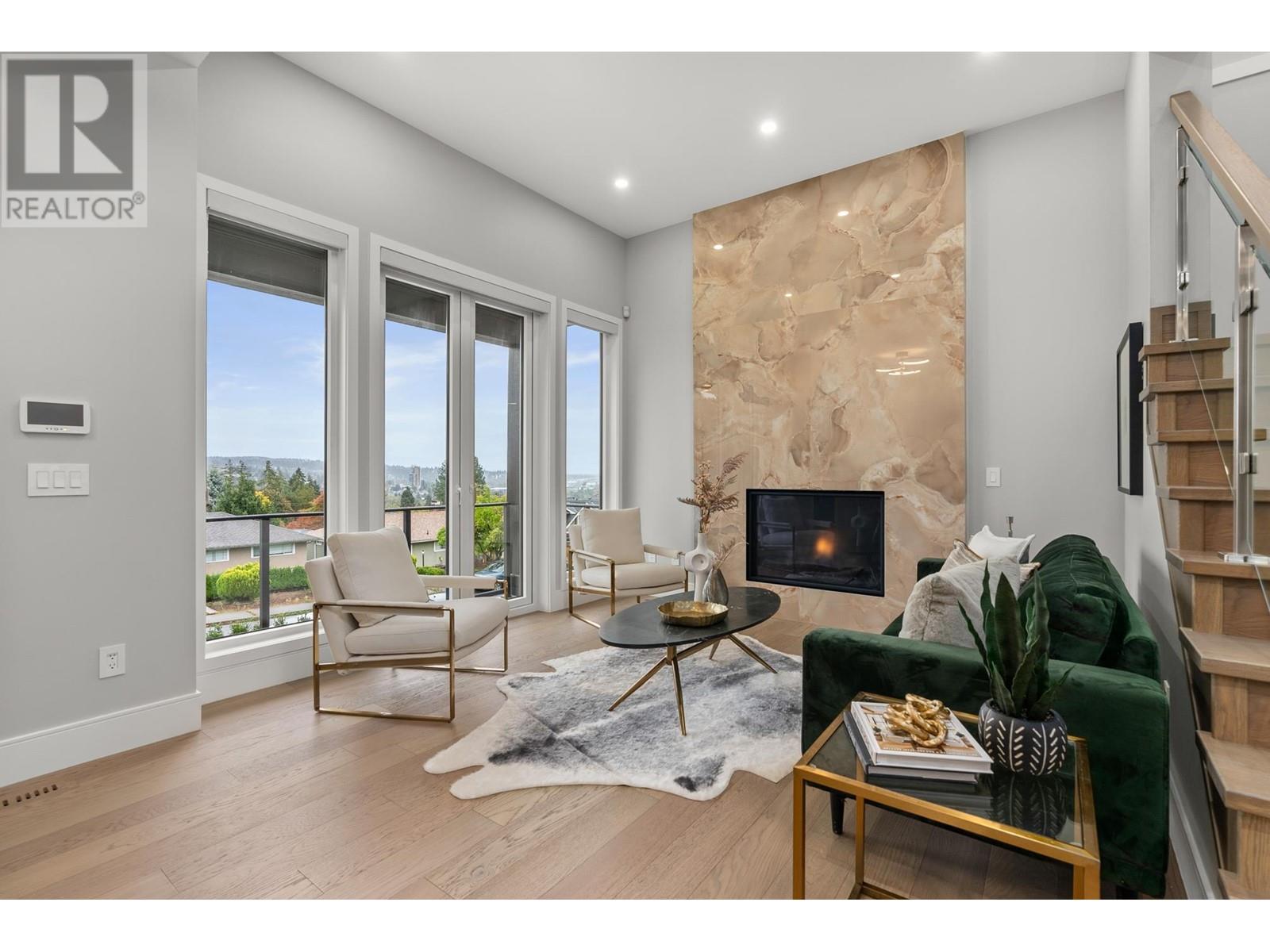 7739 Lee Street, Burnaby, British Columbia  V3N 4B9 - Photo 4 - R2824315