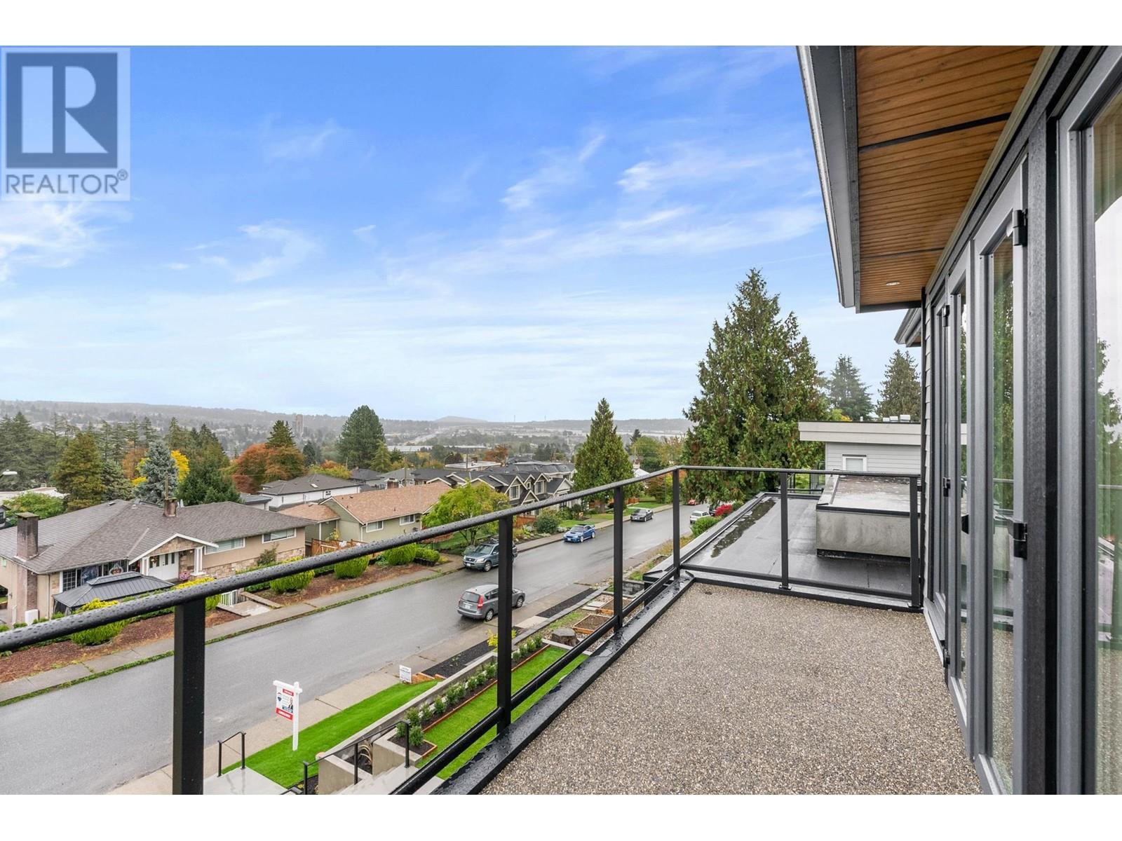 7739 Lee Street, Burnaby, British Columbia  V3N 4B9 - Photo 39 - R2824315