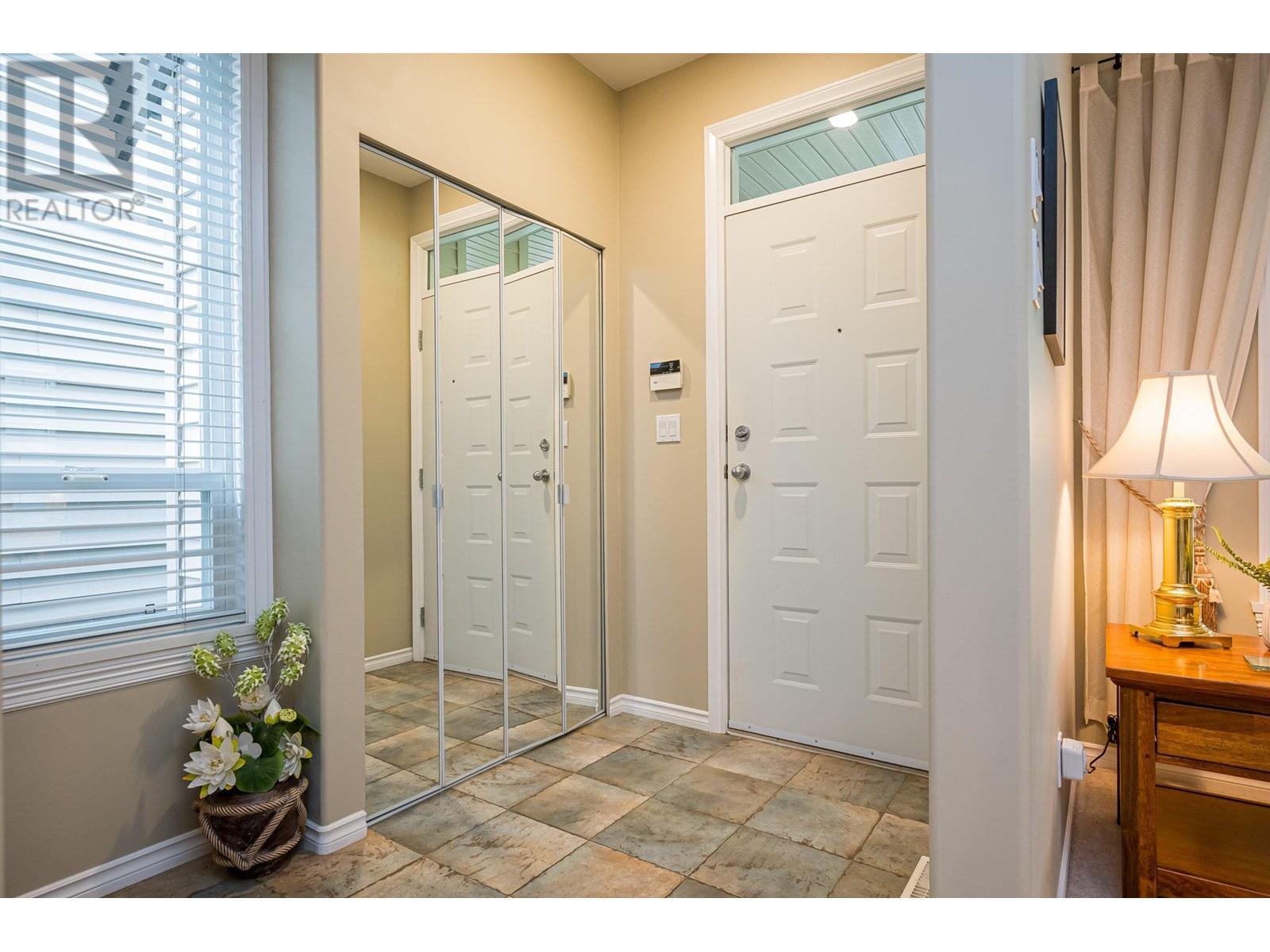 18 2387 Argue Street, Port Coquitlam, British Columbia  V3C 6P5 - Photo 6 - R2822775