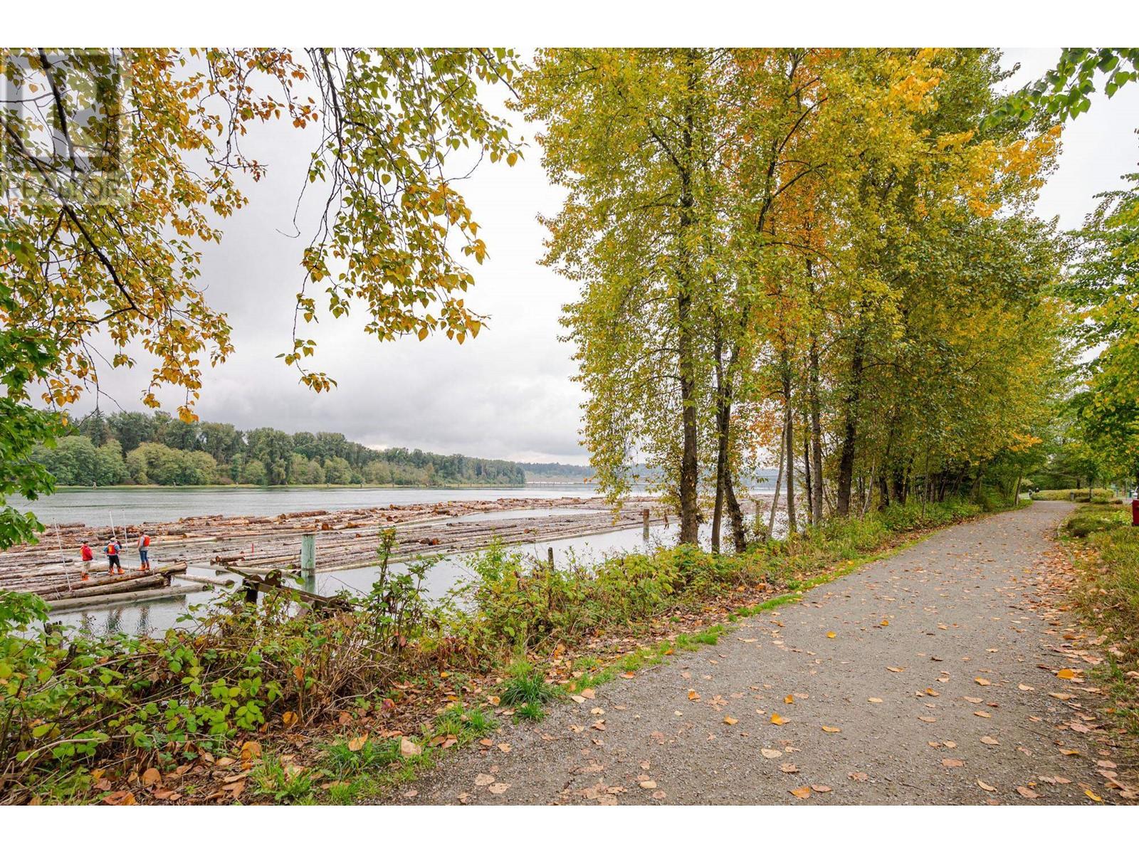 18 2387 Argue Street, Port Coquitlam, British Columbia  V3C 6P5 - Photo 4 - R2822775