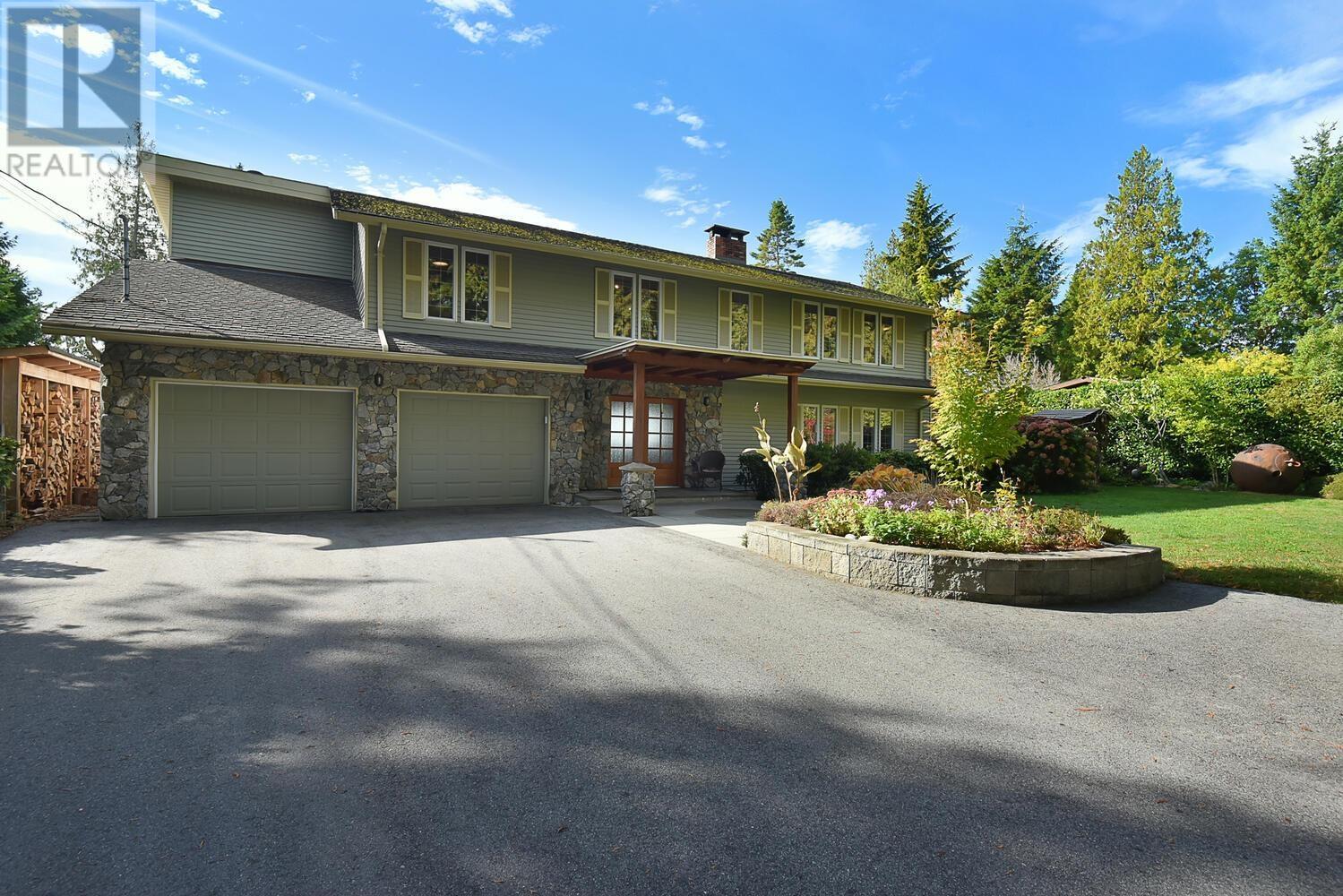 7899 Redrooffs Road, Halfmoon Bay, British Columbia  V7Z 1A4 - Photo 5 - R2823993