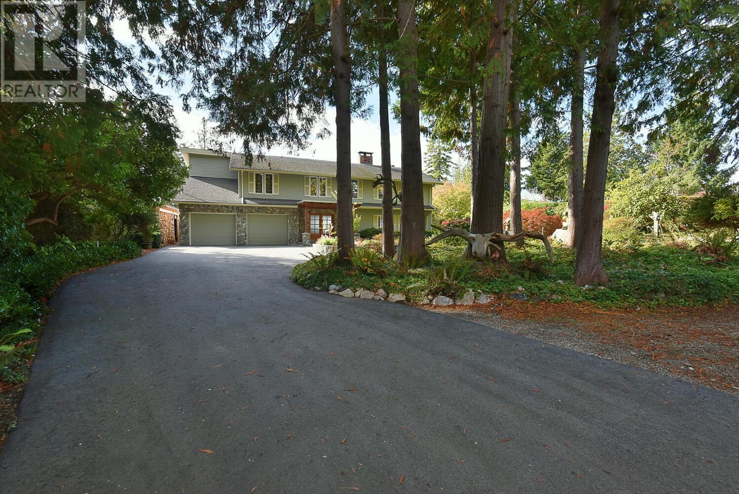 7899 Redrooffs Road, Halfmoon Bay, British Columbia  V7Z 1A4 - Photo 3 - R2823993