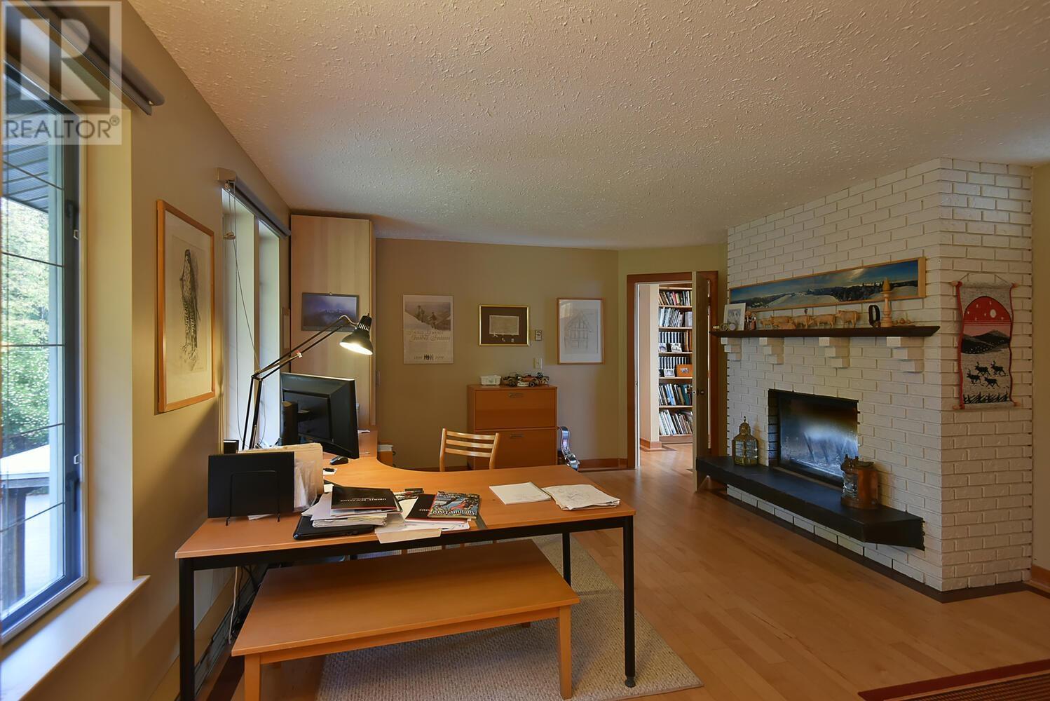 7899 Redrooffs Road, Halfmoon Bay, British Columbia  V7Z 1A4 - Photo 35 - R2823993