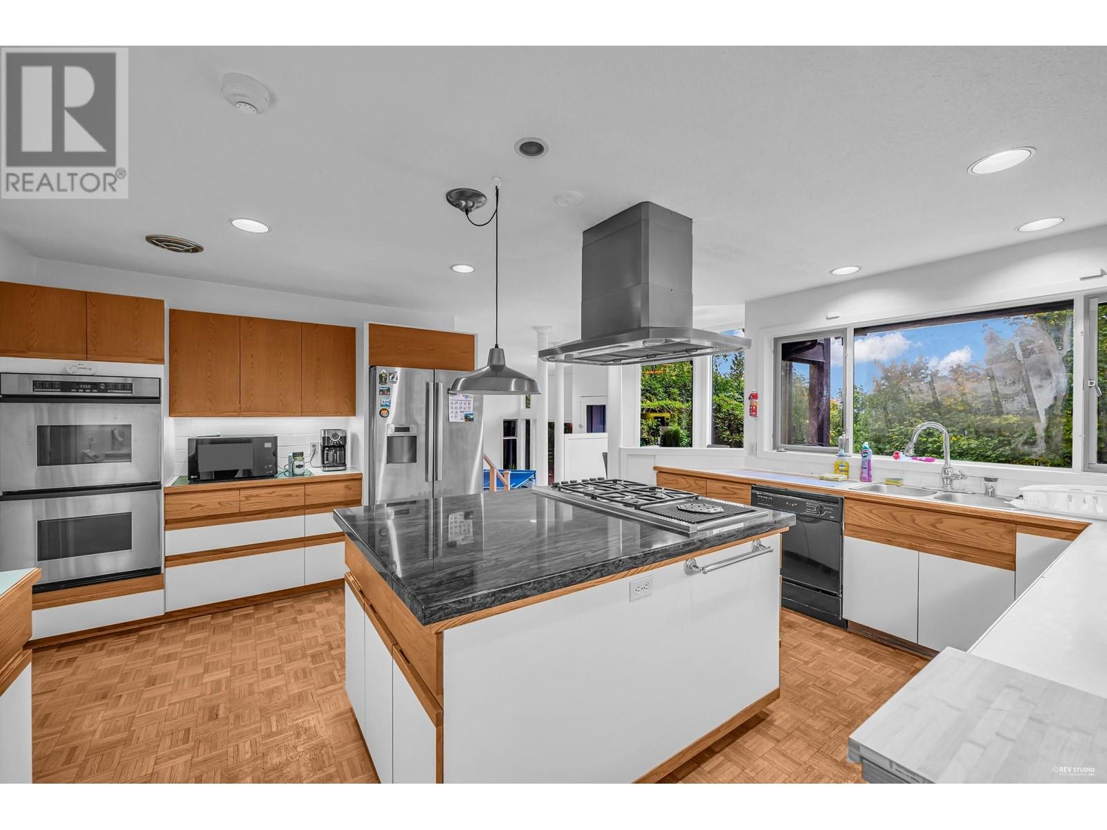 2122 Sw Marine Drive, Vancouver, British Columbia  V6P 6B5 - Photo 14 - R2824288