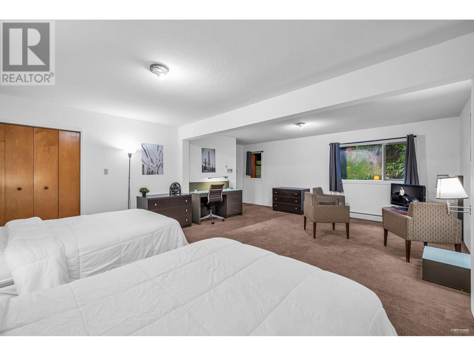 2122 Sw Marine Drive, Vancouver, British Columbia  V6P 6B5 - Photo 8 - R2824288