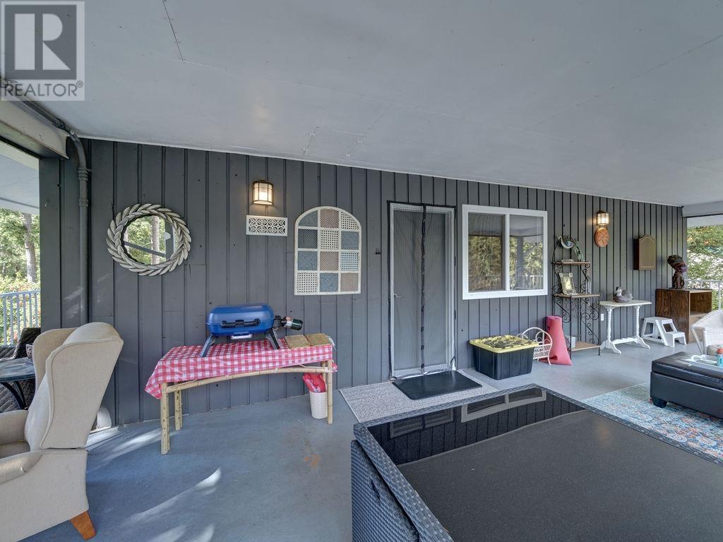 12585 Chris Way, Pender Harbour, British Columbia  V0N 2H1 - Photo 25 - R2824603