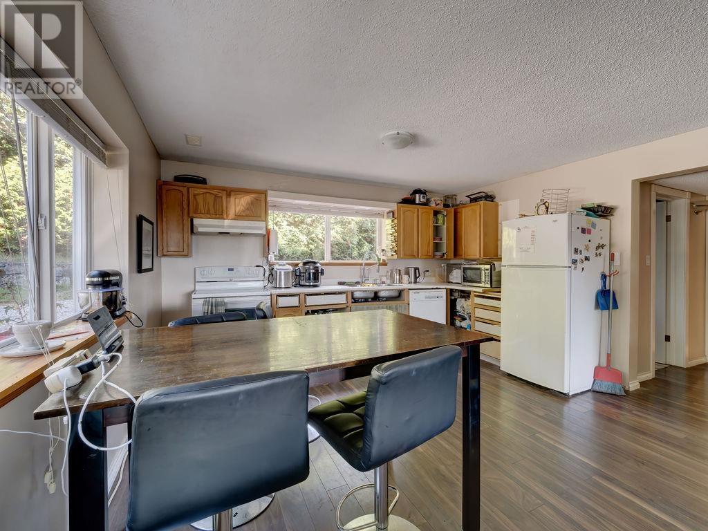 12585 Chris Way, Pender Harbour, British Columbia  V0N 2H1 - Photo 30 - R2824603