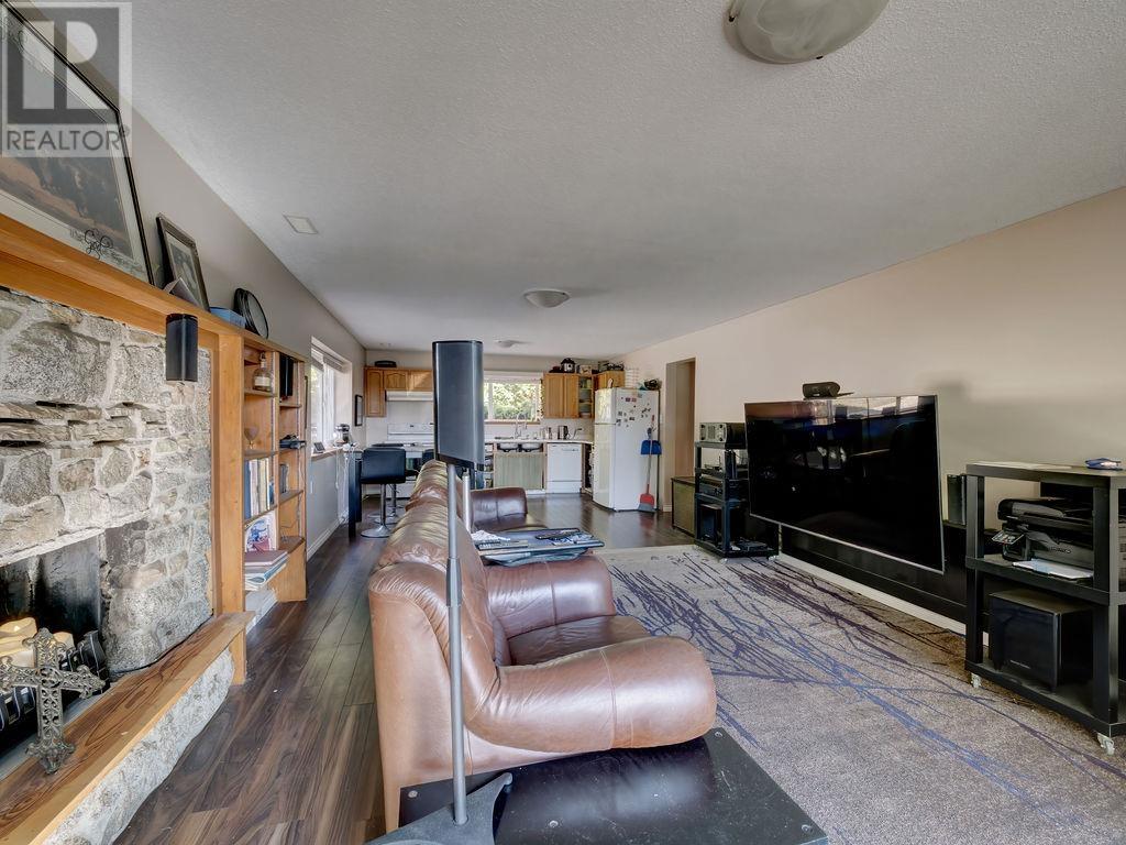 12585 Chris Way, Pender Harbour, British Columbia  V0N 2H1 - Photo 28 - R2824603