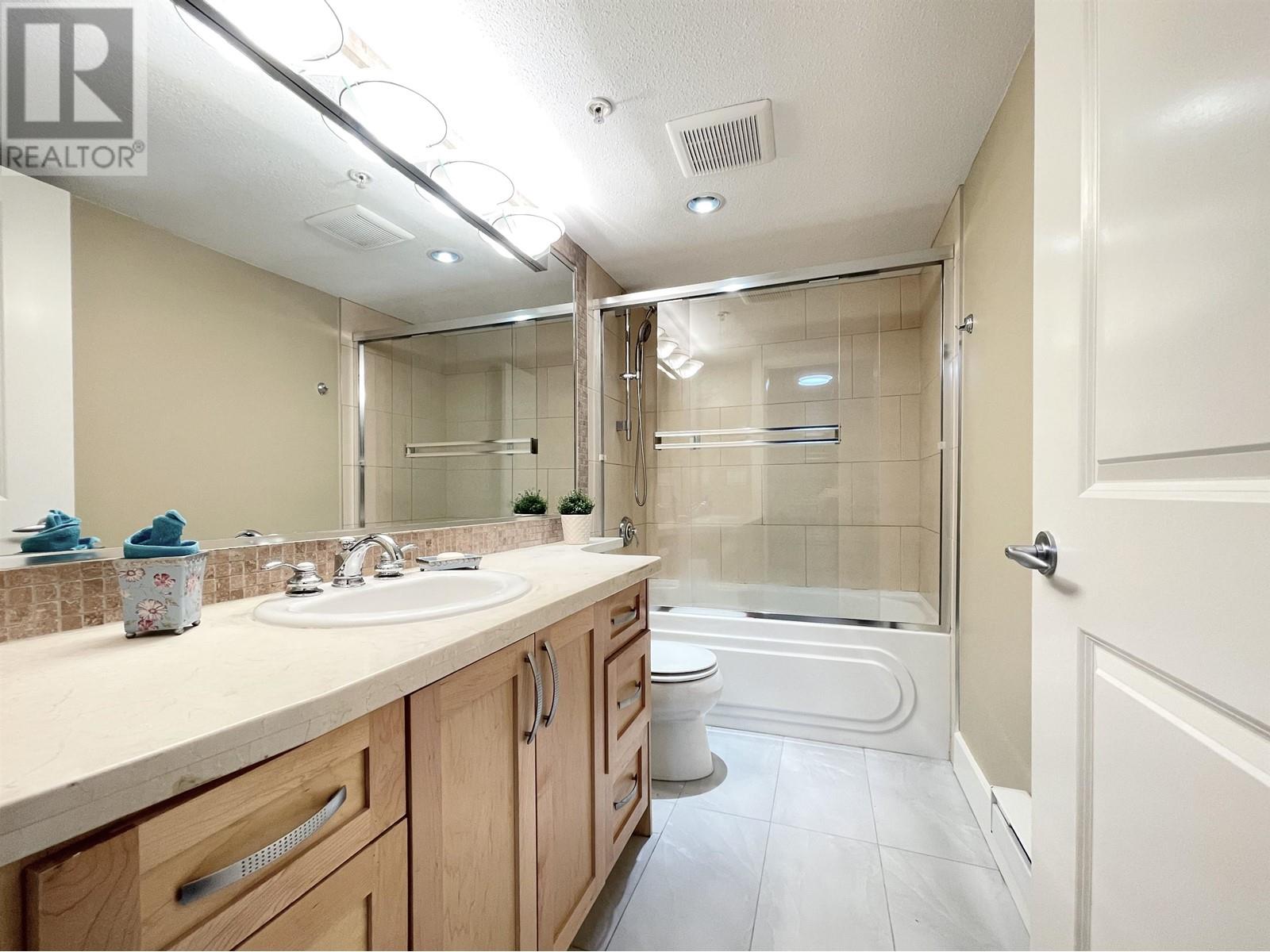 305 8915 Hudson Street, Vancouver, British Columbia  V6P 4N3 - Photo 10 - R2824299