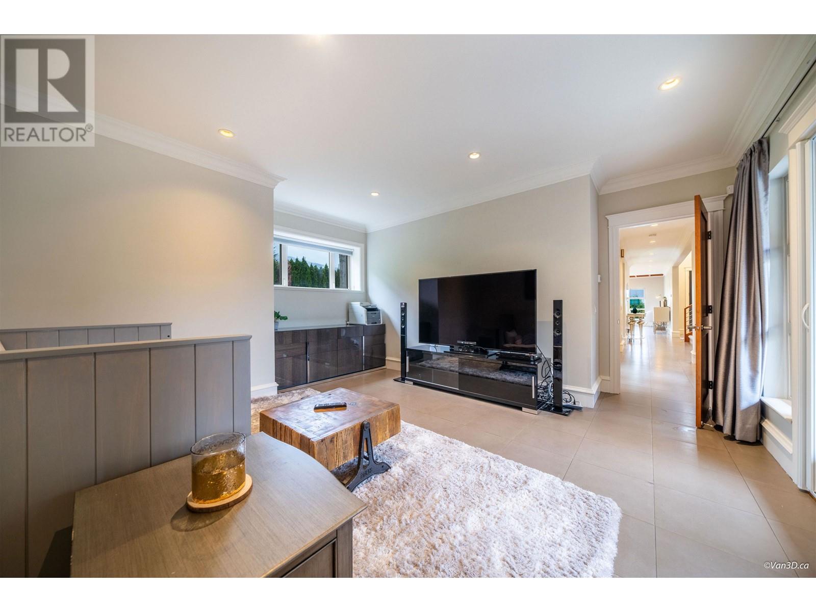 715 King Georges Way, West Vancouver, British Columbia  V7S 1S2 - Photo 33 - R2820985