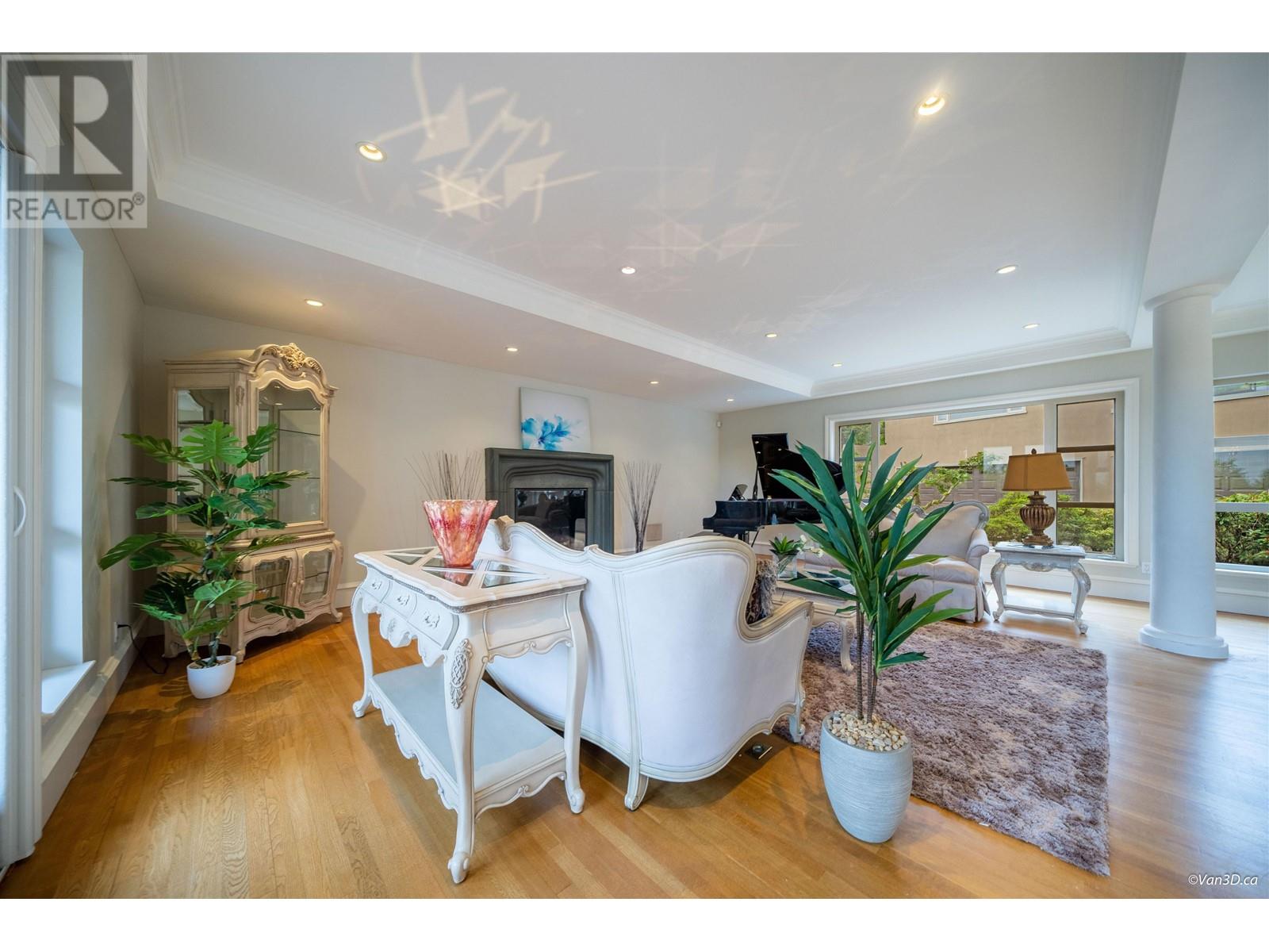 715 King Georges Way, West Vancouver, British Columbia  V7S 1S2 - Photo 8 - R2820985