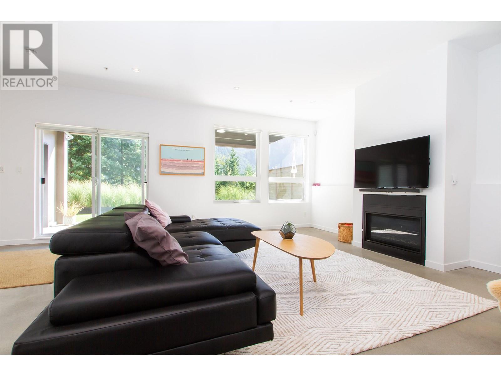 2086 Crumpit Woods Drive, Squamish, British Columbia  V8B 0T6 - Photo 27 - R2818278