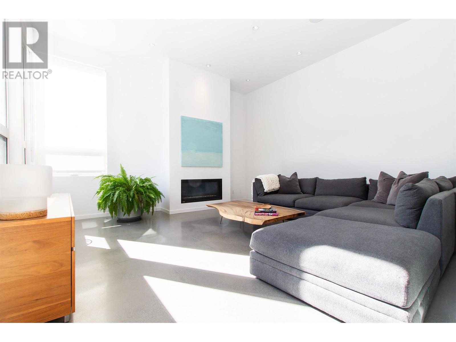 2086 Crumpit Woods Drive, Squamish, British Columbia  V8B 0T6 - Photo 13 - R2818278