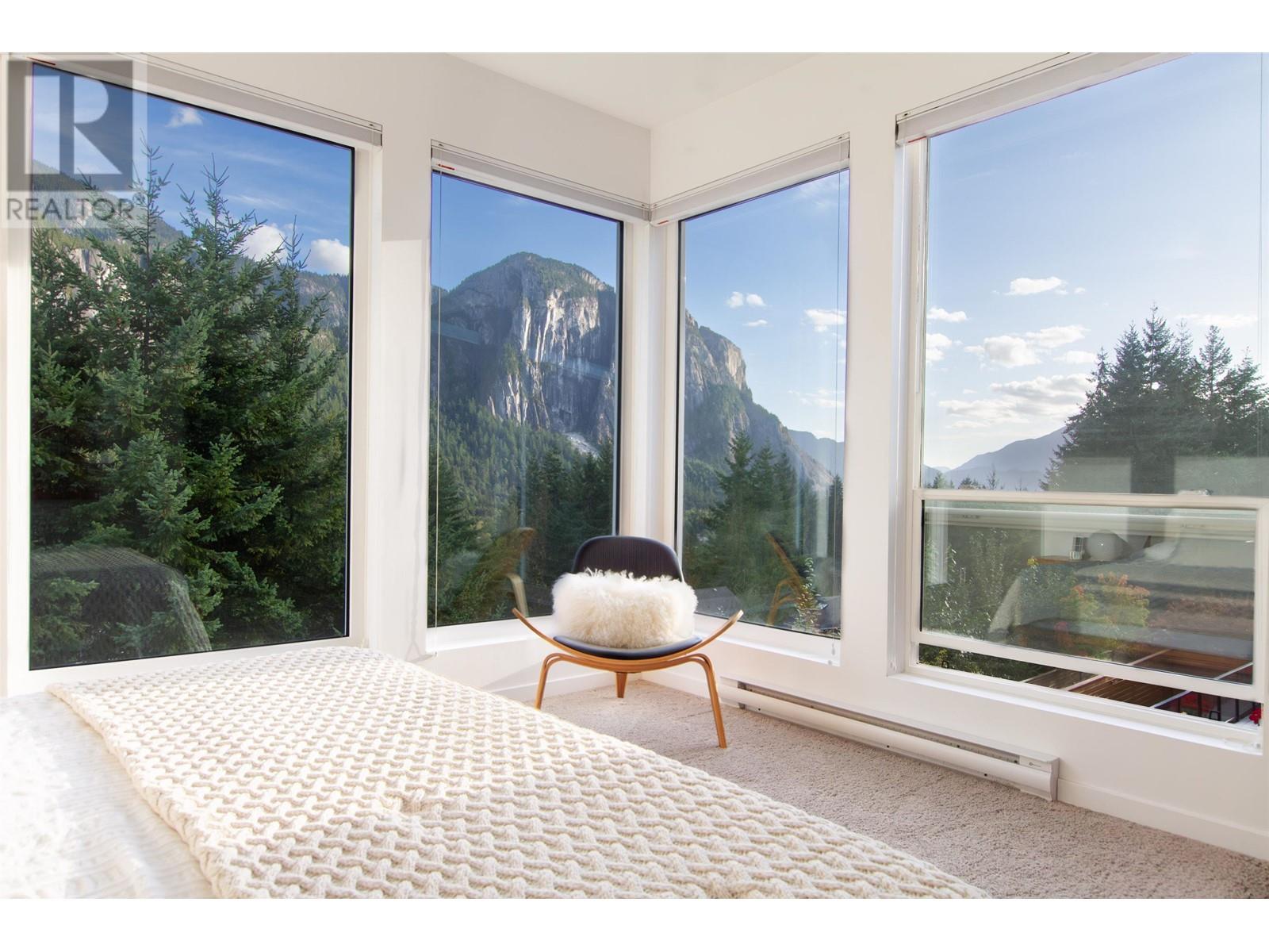 2086 Crumpit Woods Drive, Squamish, British Columbia  V8B 0T6 - Photo 16 - R2818278