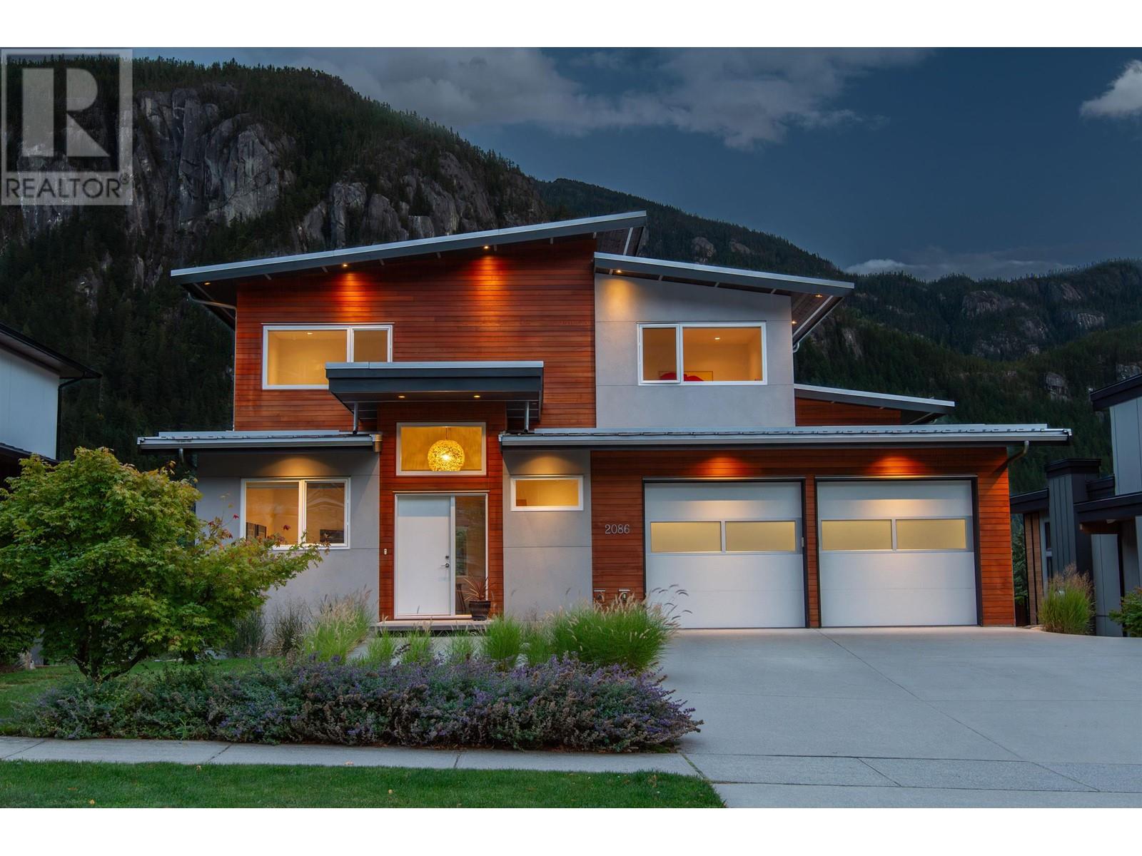 2086 Crumpit Woods Drive, Squamish, British Columbia  V8B 0T6 - Photo 37 - R2818278