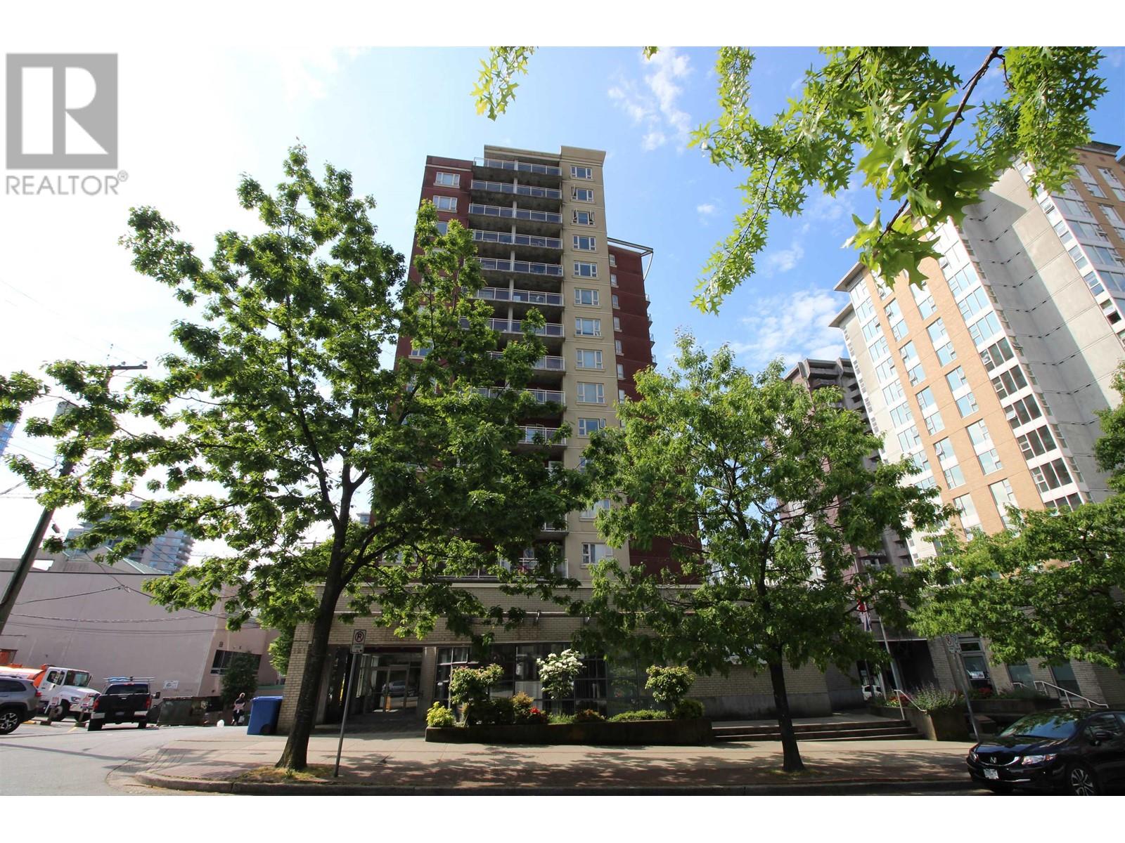 1604 121 W 15TH STREET, north vancouver, British Columbia