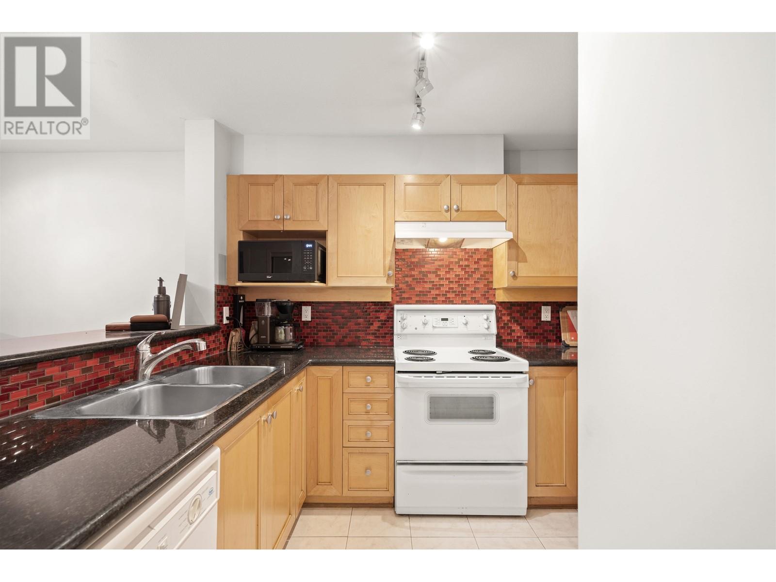 203 3333 W 4th Avenue, Vancouver, British Columbia  V6R 4R9 - Photo 9 - R2823351