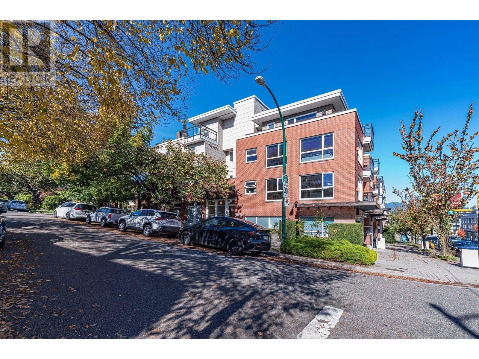 201 3611 W 18th Avenue, Vancouver, British Columbia  V6S 1B3 - Photo 2 - R2822934