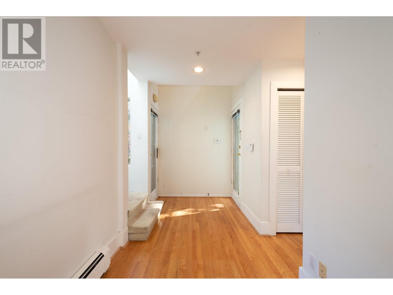 2448 W 6th Avenue, Vancouver, British Columbia  V6K 1W3 - Photo 16 - R2824149