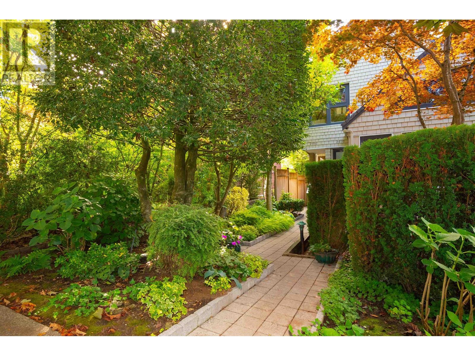 2448 W 6th Avenue, Vancouver, British Columbia  V6K 1W3 - Photo 3 - R2824149