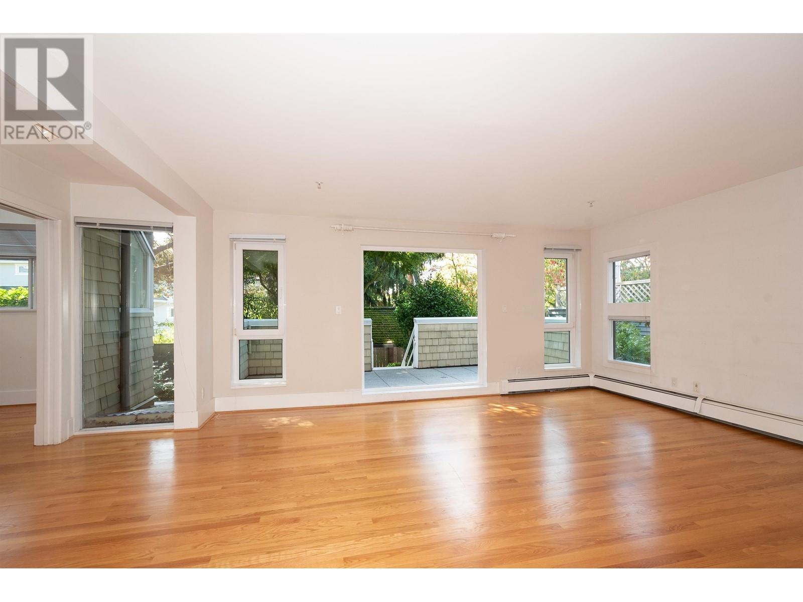 2448 W 6th Avenue, Vancouver, British Columbia  V6K 1W3 - Photo 14 - R2824149